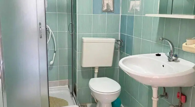 Четырёхместные апартаменты с балконом Apartments Papic