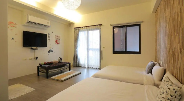 Standard cvadruplă cameră cu balcon Redbean Guesthouse