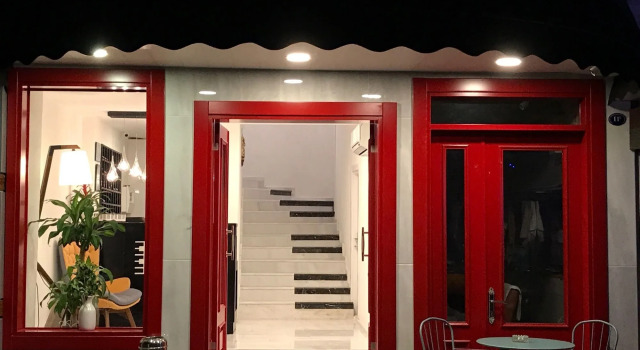 Piano Hotel