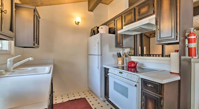 Апартаменты Mammoth Lakes Townhome < 2 Mi to Ski Area!