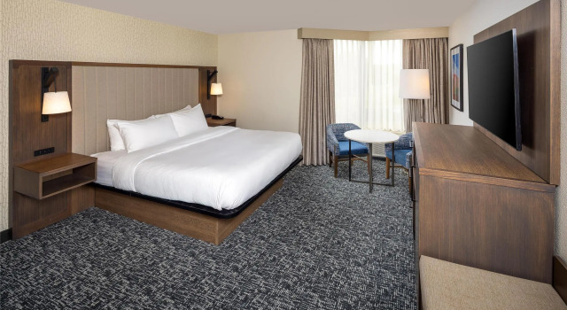 Двухместный номер Standard DoubleTree by Hilton Hotel Oak Ridge - Knoxville