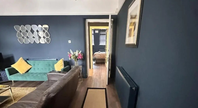 Apartment Sleeps 4 With Enclosed Garden, Rezervați Apartament Apartamente în Merseyside, Apartament