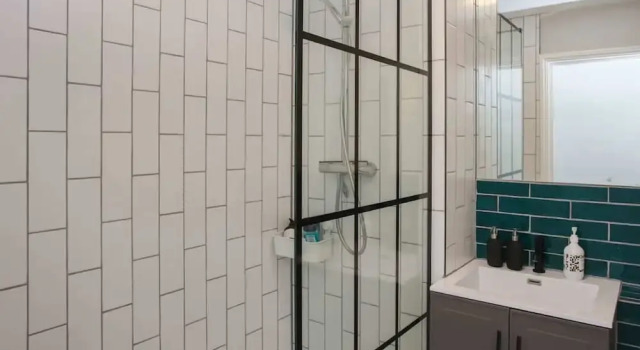 Апартаменты Lovely 2 Bedroom Flat Near Whitechapel Station