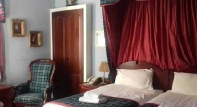 Lovat Arms Hotel, Buchen Sie Hotel Hotels in Schottland mit Parkplatz, Parkplätze