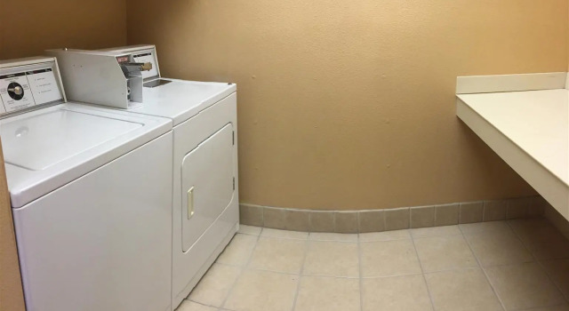 Richmond Inn & Suites-baton Rouge