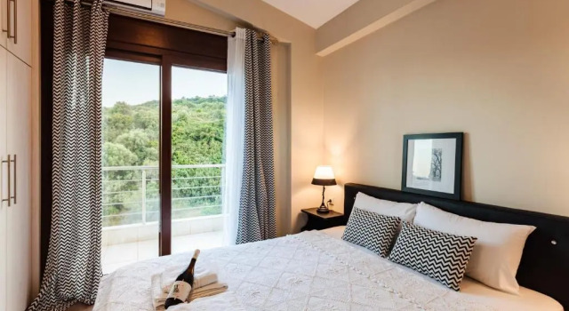 Villa Armonia - Beachfront Majestic Retreat, Rezervovat Vila Messinia 