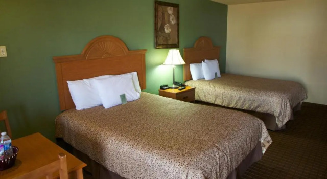 Standard Vierer Zimmer Coach Light Inn