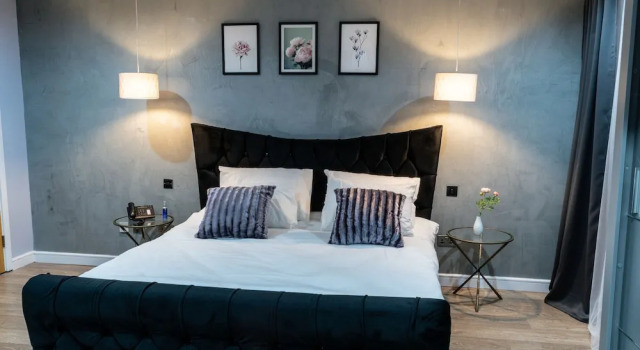 Двухместный номер Deluxe с балконом и с видом на город Villare Leicester City Centre hotel