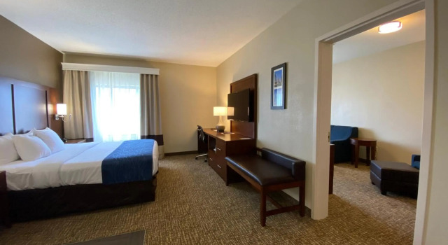 Comfort Inn East Windsor - Springfield, Buchen Sie Hotel East Windsor Connecticut