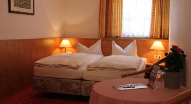 Gasthaus & Hotel Zum Roten Haus