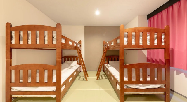 Четырёхместный номер Standard Nikko Inn Minamisenba - Hostel