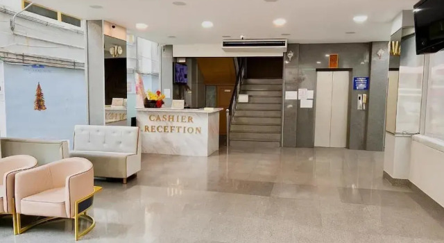 ABCYQ Hotel, Забронировать Отель Раттхеви Бангкок, рядом с Royal Thai Police Headquarters