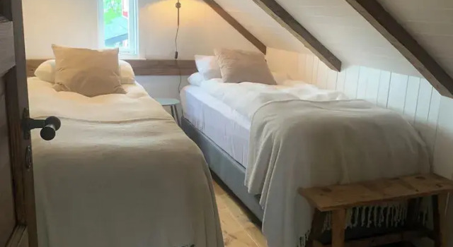 Aðalstræti - Historic Luxury Villa, Забронировать Вилла Коттеджи Акюрейри, Коттедж