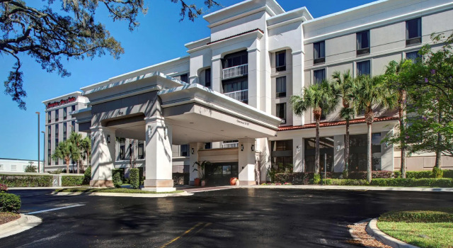 Двухместный люкс Hampton Inn & Suites at Lake Mary Colonial Townpark