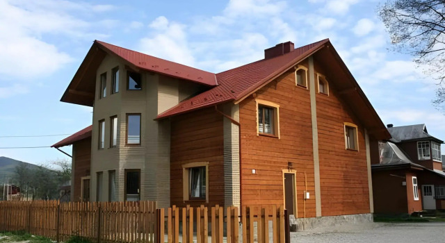 АртГір гостинний двір, Prenota Hotel Hotel a Ivano-Frankovsk con parcheggio, Parcheggio