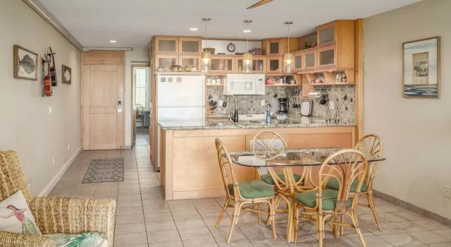 Номер Standard Hale Kamaole 150 - Great Ocean Views From Private Lanai, No Carpet, Split AC!