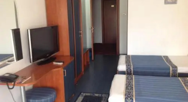 Hotel Royal Urziceni, Prenota Hotel Hotel a Ialomiţa con parcheggio, Parcheggio
