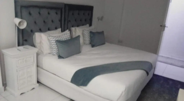 Номер Deluxe Kingston House B&B
