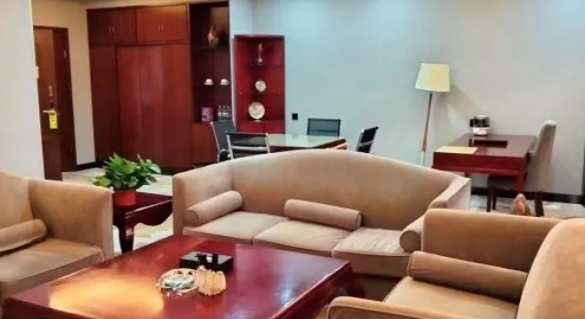 Люкс Grand Jia Heng Hotel