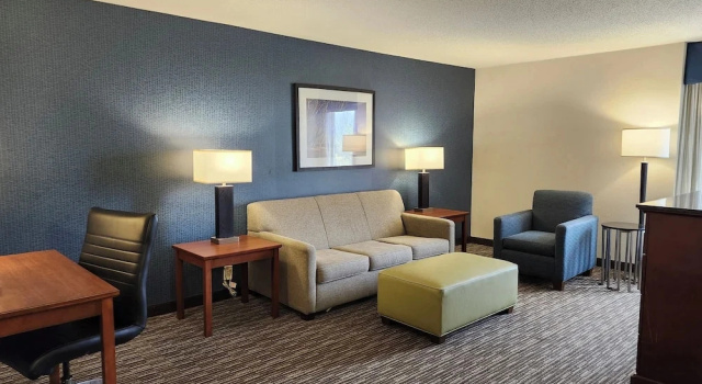 Люкс Heritage Inn & Suites St. Louis/Fenton, Trademark by Wyndham