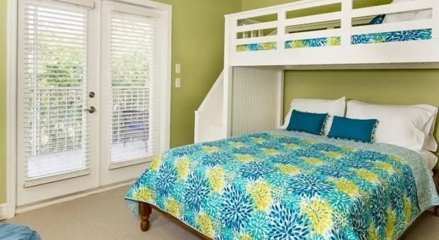 Conch 4 Bedroom Townhouse by RedAwning