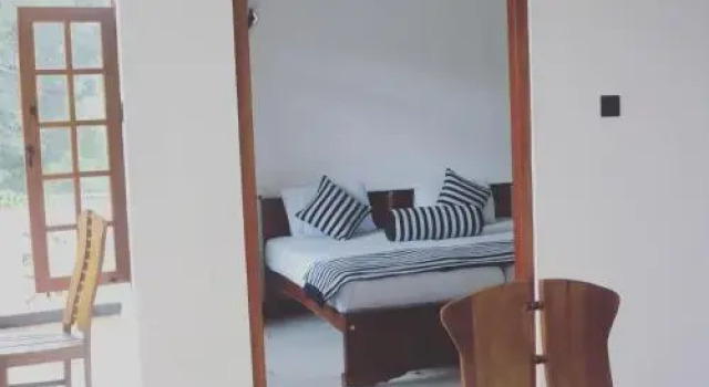 Adhi's Place Ella, Забронировать Отель Отели Элла с парковкой, рядом с Девятиарочный мост, Парковка