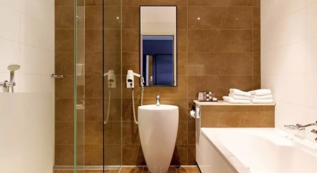 Двухместный номер Standard с балконом Van der Valk Hotel Den Haag