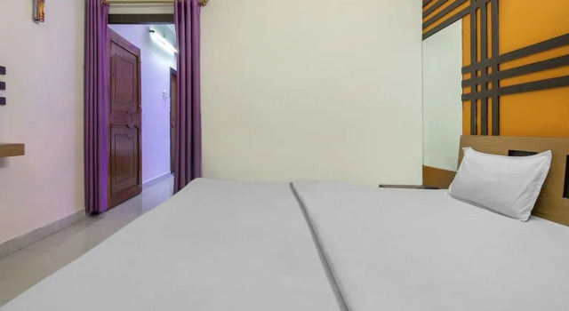Spot On 62318 Rajhamsa Hotel, Book Hotel Anantapur Andhra Pradesh