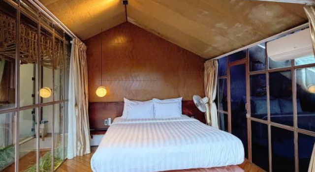 Семейный тент Teakhouse Đà Lạt