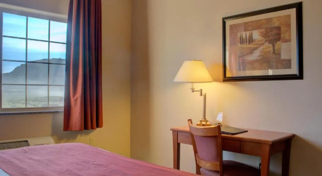 Deluxe firedobbelt værelse Allington Inn & Suites
