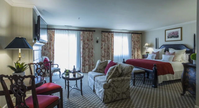 Двухместный номер Standard с видом на сад Saybrook Point Resort & Marina