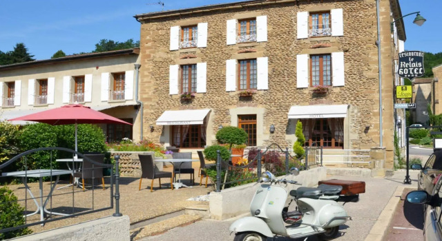 Logis Hôtel le Relais, Забронировать Отель Отрив Drôme