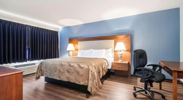 Двухместный семейный номер Standard с частичным видом Quality Inn - On The Lake Clarksville-Boydton