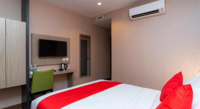 Люкс Deluxe Hotel 101 Ulu Tiram