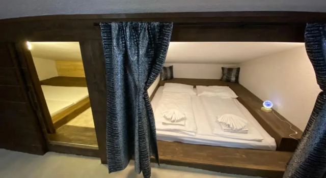 Апартаменты Hotel Lesana
