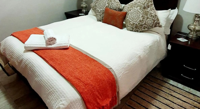 Laboria 102 & 103 (Adults Only), Boek Hotel Hotels in Free State met parkeren, Parkeren