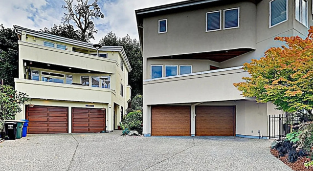 New Listing! Chic Alki Beach W/ Bay Views 4 Bedroom Home, Rezerwuj Dom wakacyjny Wille w Seattle, Willa