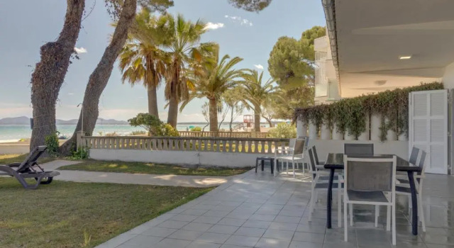 Вилла Villa Garballons 9 Alcudia - Sea Front by PriorityVillas