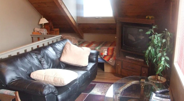 Cobblestone Manor B&B, Book Bed and Breakfast Cardston Southern Alberta