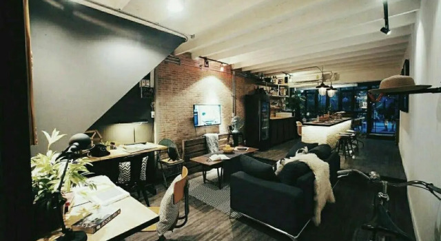 Коттедж с 2 комнатами 2BR House with Bathtub near Old City
