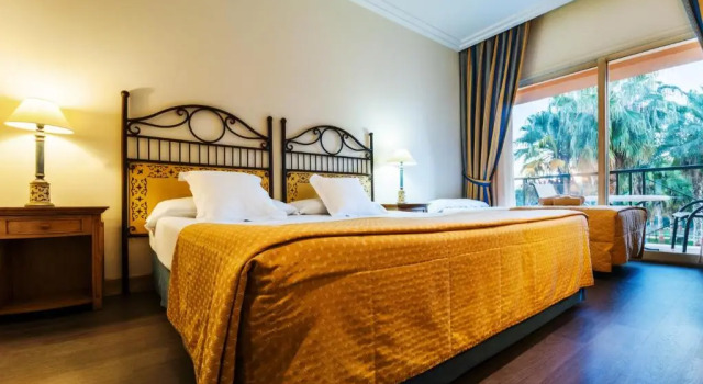 Двухместный номер Standard с видом на озеро Hotel Alicante Golf