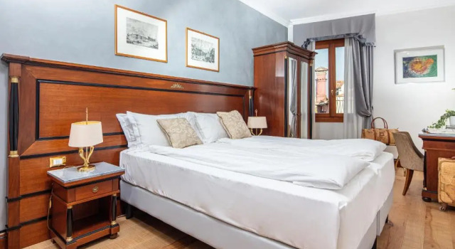 Двухместный номер Deluxe с видом на канал All’Angelo Art Hotel