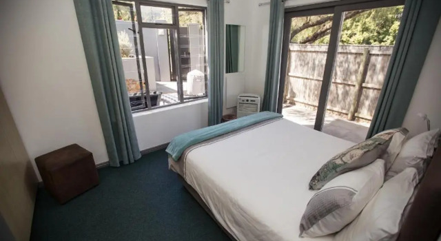 Коттедж Chapmans Peak Bed and Breakfast