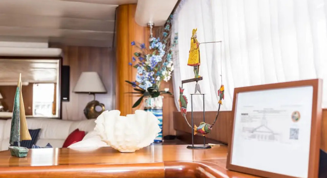 Salt Dancer Mega Yacht Vacation, จอง โรงแรม ชายฝั่ง Fort Pierce ฟลอริดา