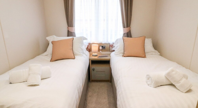 Curlew Lodge