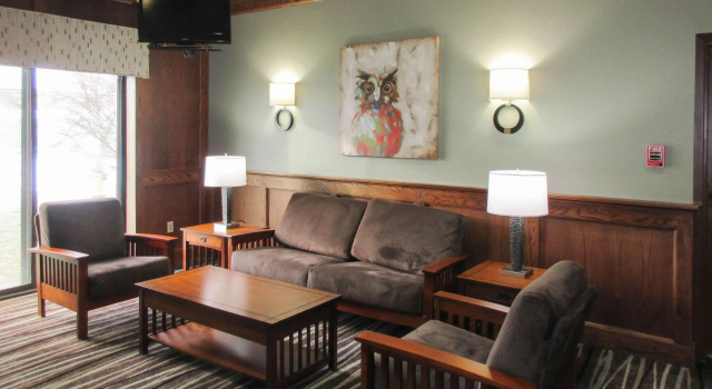 Clarion Inn & Suites Cortland - University Area