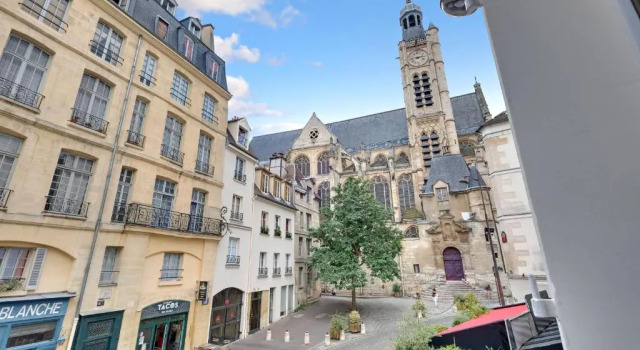 Студия Panthéon cosy studio apartment