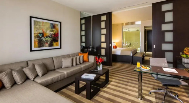 Номер Deluxe EB Hotel Miami Airport