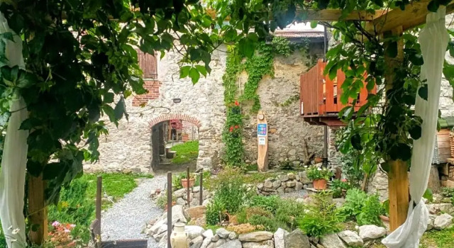 B&B LAbric