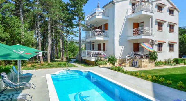 Apartment Fuma St.Georges-de-Montclard 33174